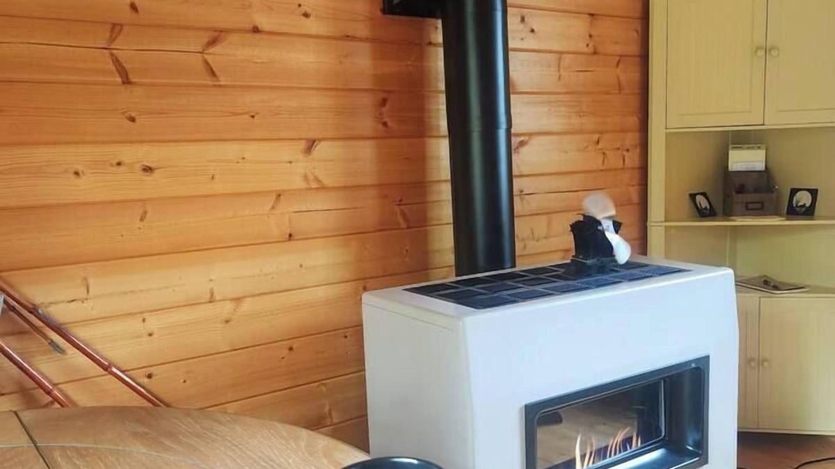 Melrude Cabin | Rustic Retreat on the River