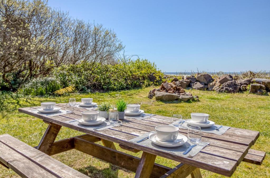 Yachats House | Rustic Retreat