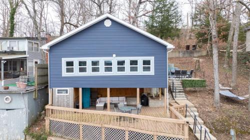 Rocky Mount House | Rustic Road Lakefront Retreat