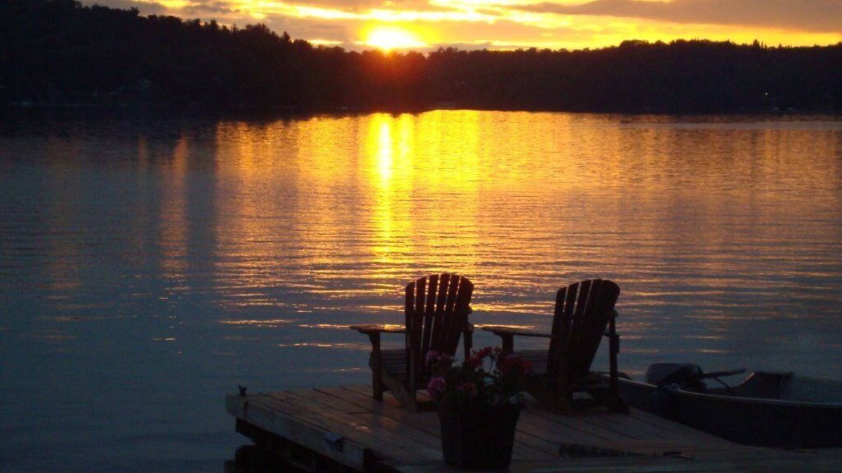 Cranberry Lake Cabin | Rustic, Romantic, Cozy, Comfy, Adirondack Cabin! BEST Sunsets!