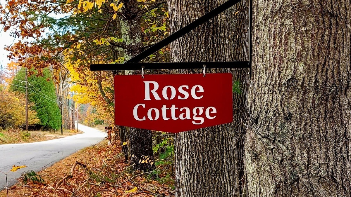 West Lebanon Cottage | Rustic Rose Cottage of Historic West Lebanon