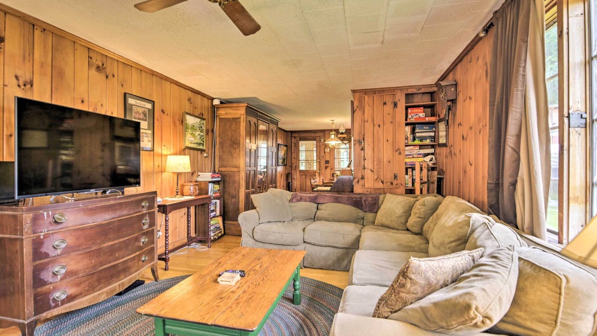 Granville House | Rustic Roxbury Ski Farmhouse with Trails!
