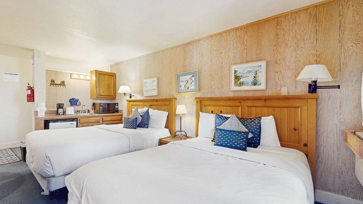Truckee Apartment | Rustic suite in the heart of Northstar - easy access to lifts & hiking