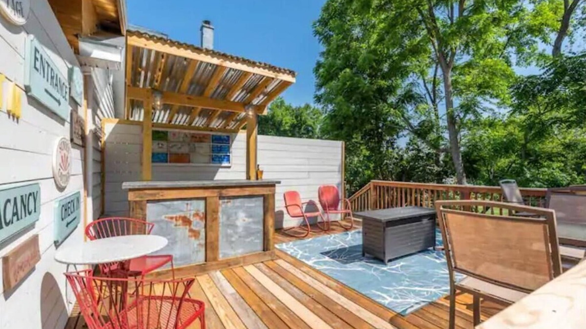 Steeles Tavern House | Rustic Treetop Cabin, Hot tub and on site Spa!