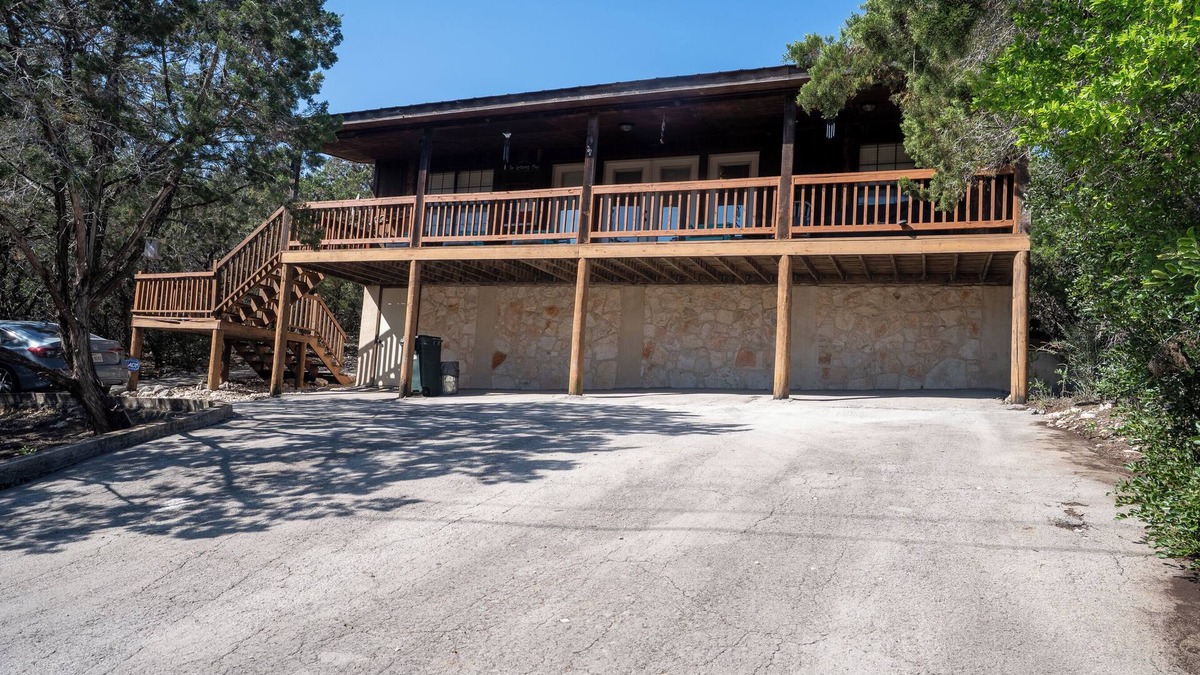 Concan House | Rustic two bedroom home nestled on Cedar Ridge Lane.