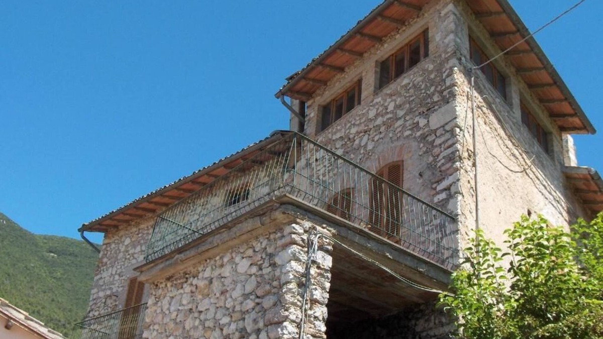 Campello sul Clitunno Other | RUSTIC VILLA WITH BEAUTIFUL VIEW OVER THE UMBRIAN VALLEY