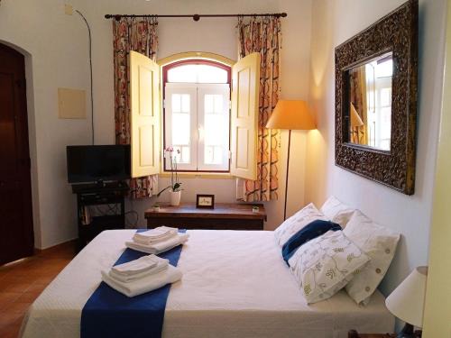 Carvalhinhos House | Rustic Village House for Nature & Trekking Lovers