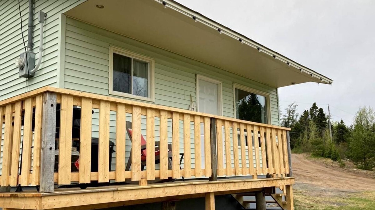 Port Blandford Cabin | Rustic Wave Cottages-Cabin #2