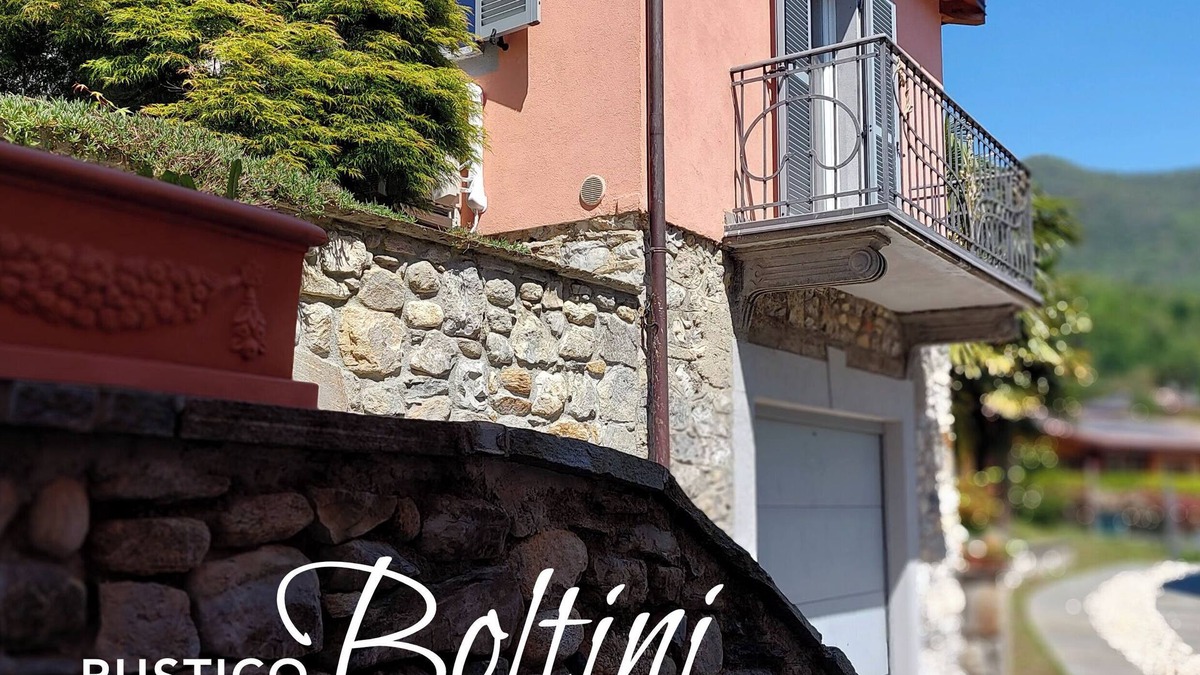 Casalzuigno Cottage | Rustico Boltini, Lago Maggiore NEW stylishly furnished quiet at the edge of the forest