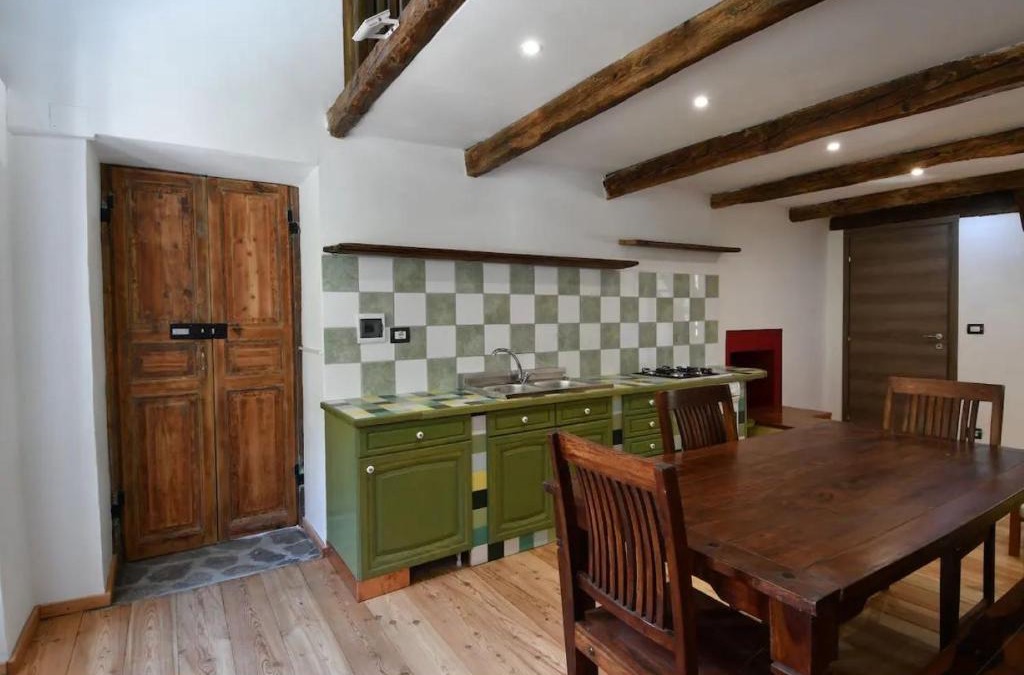 Ronco Canavese Apartment | Rustico nel Parco Nazionale