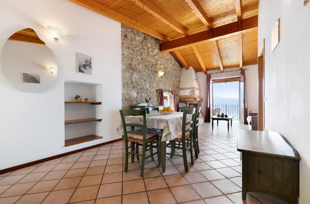 Oldesio Apartment | Rustico Spagnol 4