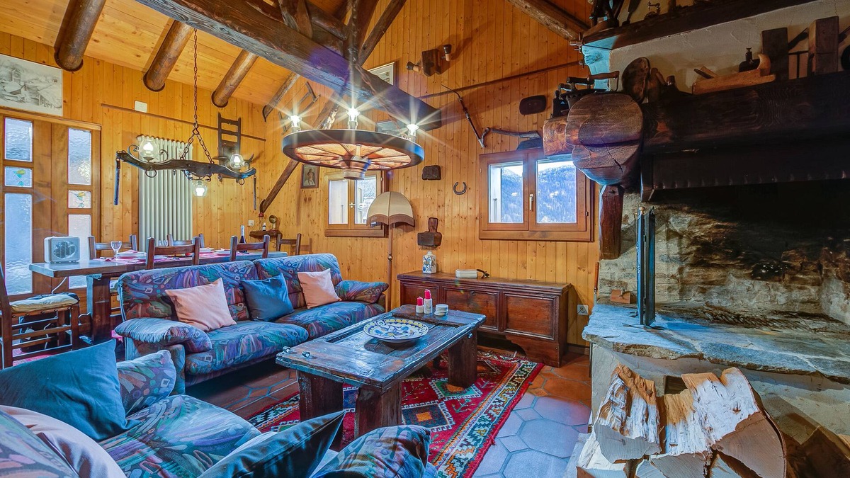 Faido Ski Chalet | Rustico Tengia With BBQ And Wi-Fi, Faido, Switzerland
