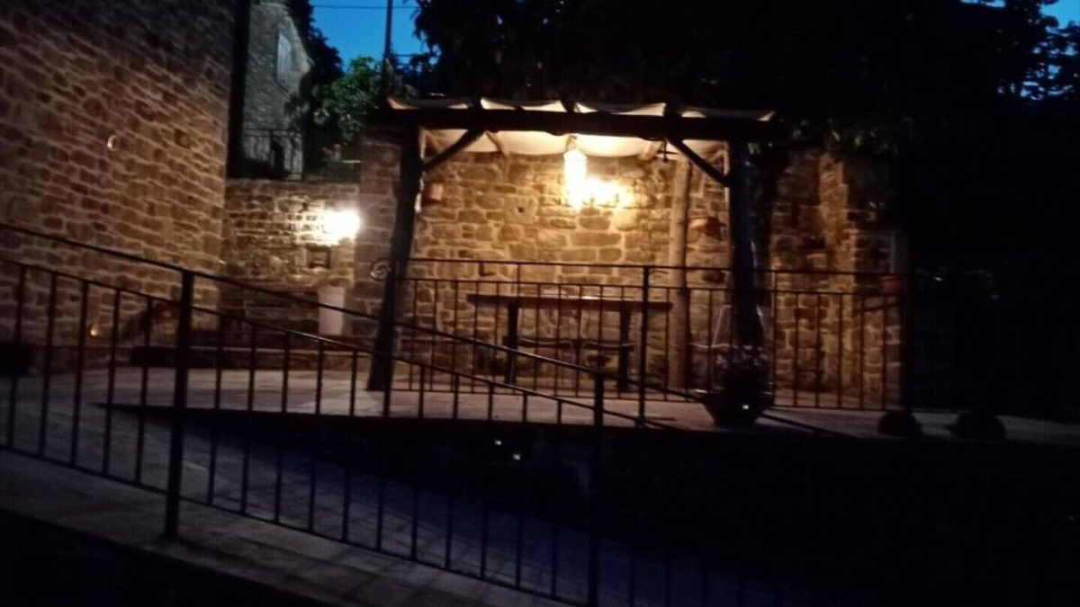 Castel Focognano House | Rustico Toscano