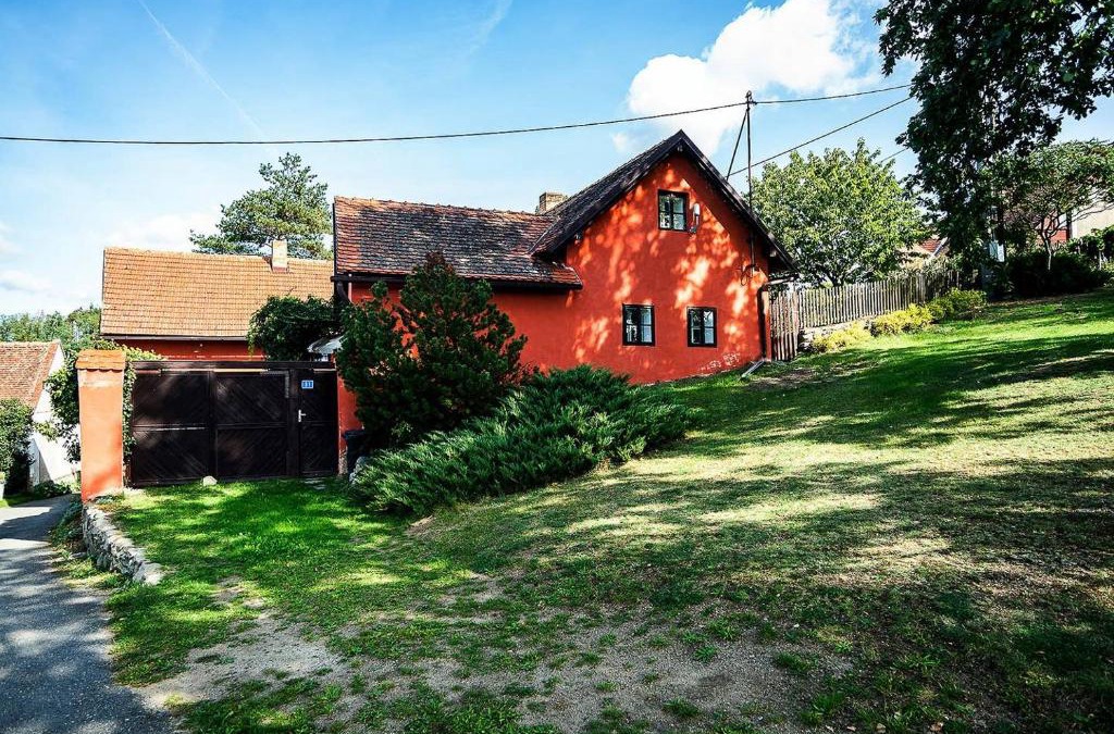 Nalzovice Apartment | Rusty's Cottage