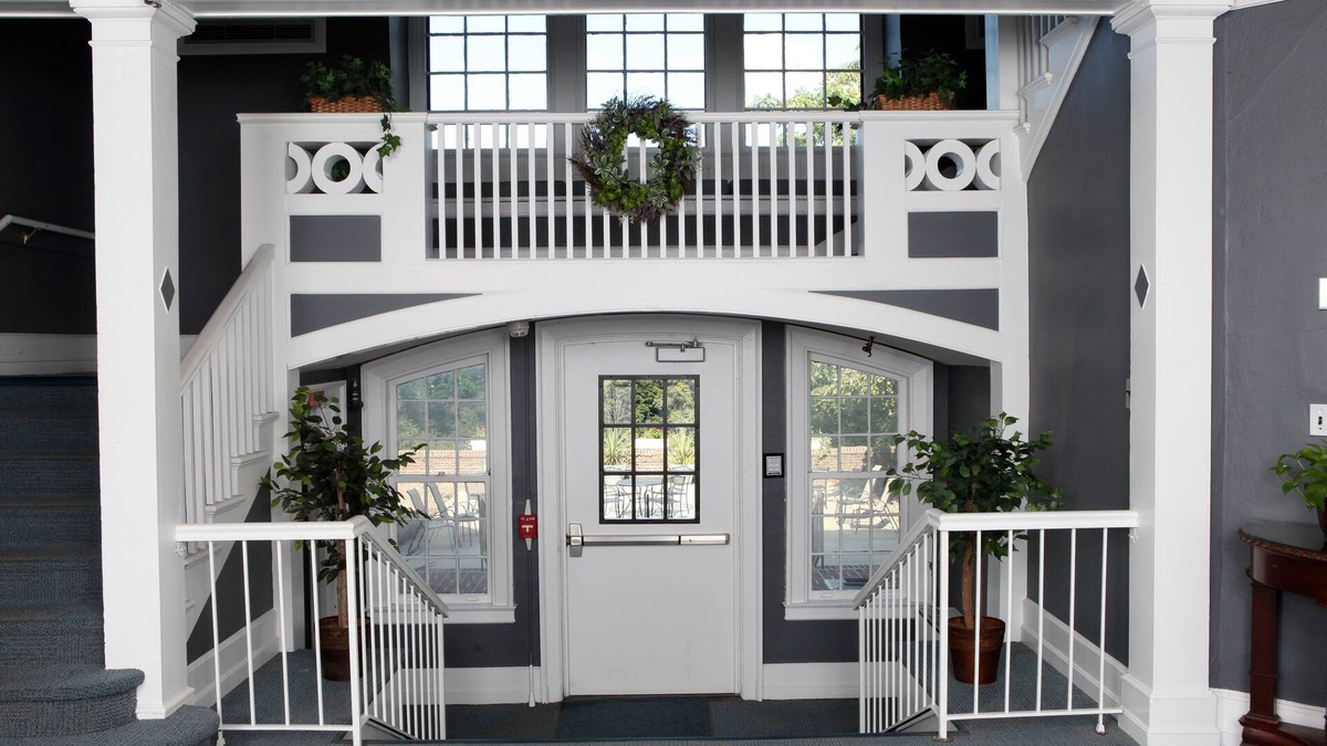 New Brunswick Hotel | Rutgers University Inn and Conference Center