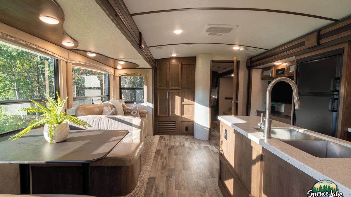 Kenora Resort | RV 2 Enjoy Lake Sunsets w/38' Bunkhouse at the Beach