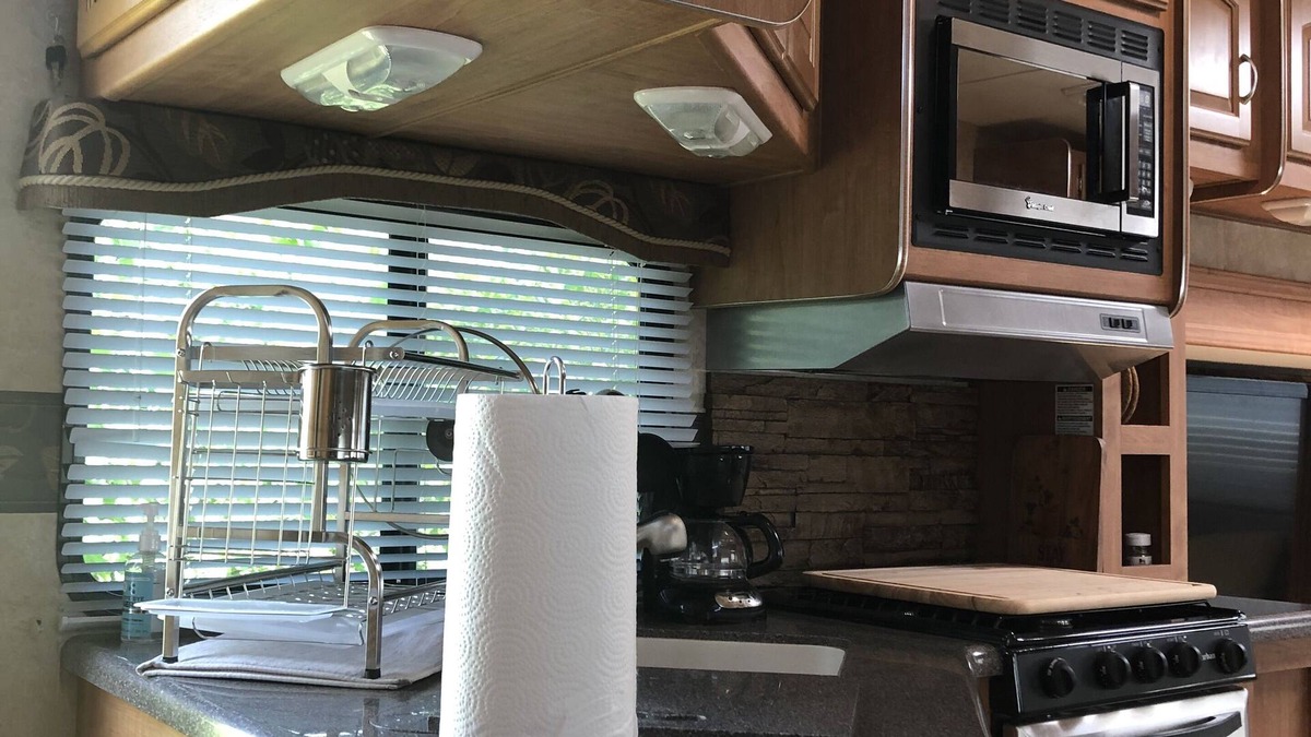 James Monroe House | RV /Efficiency Apartment /Studio