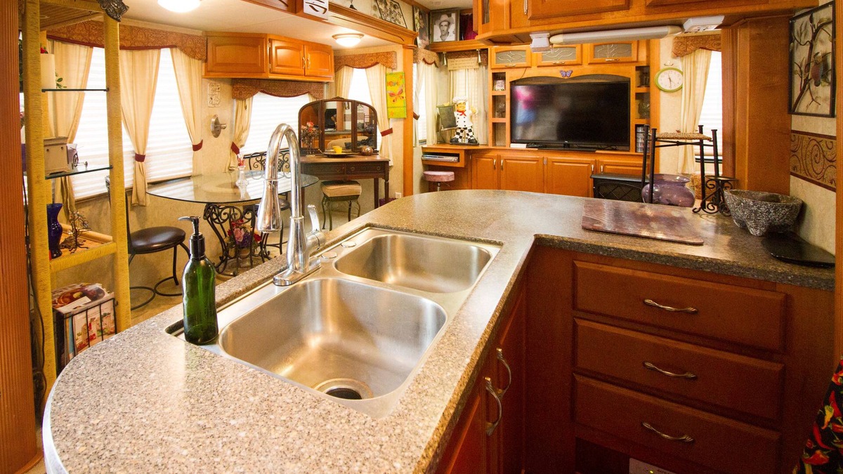 Dripping Springs House | RV Near Restaurants/Breweries/Wineries/Venues
