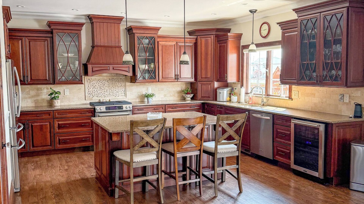 Seaford House | RYDER CUP ACCOMMODATION <10 MILES from Bethpage Black on the water