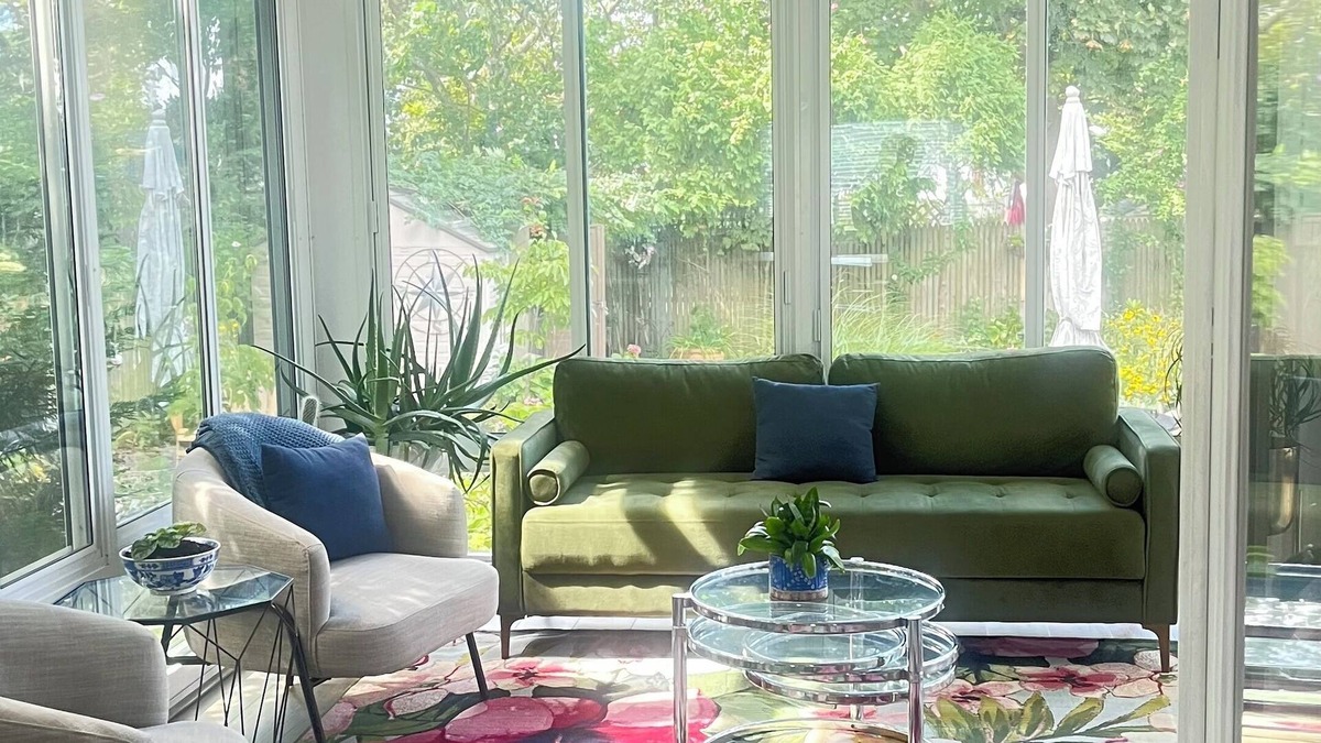 Bellmore House | Ryder cup! Charming 3 bedroom house -15 minutes from the course!