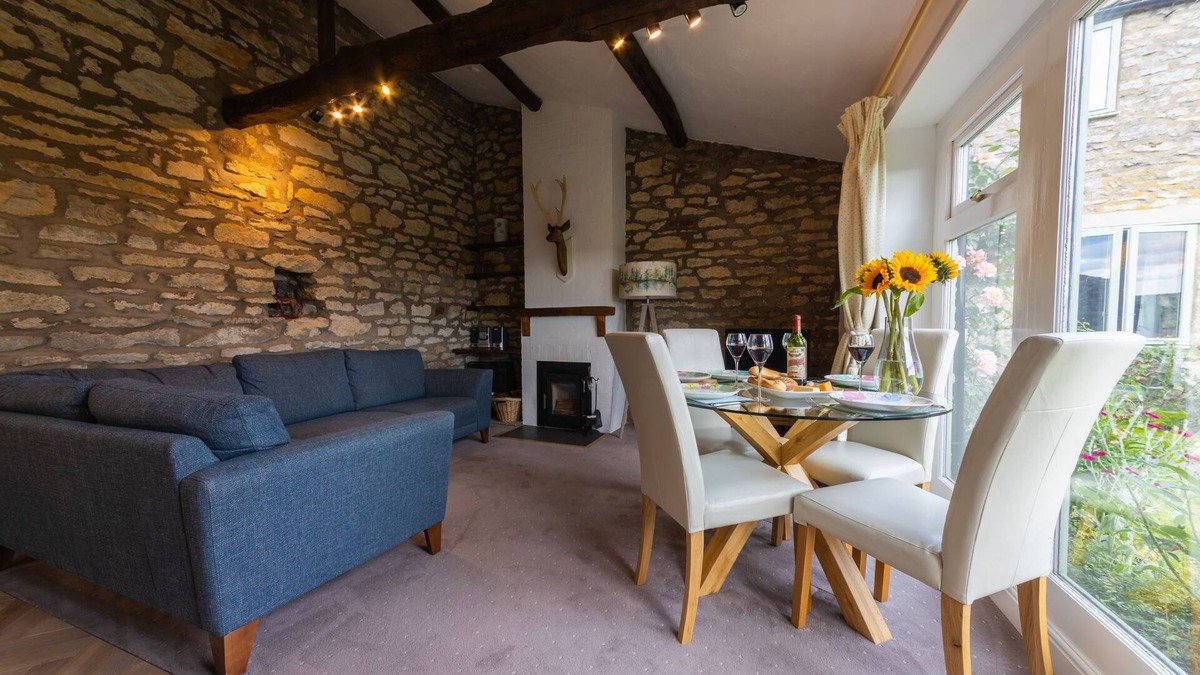 Scawton Cottage | Ryedale Cottage - single storey cottage with stunning views of the Howardian Hills, Helmsley