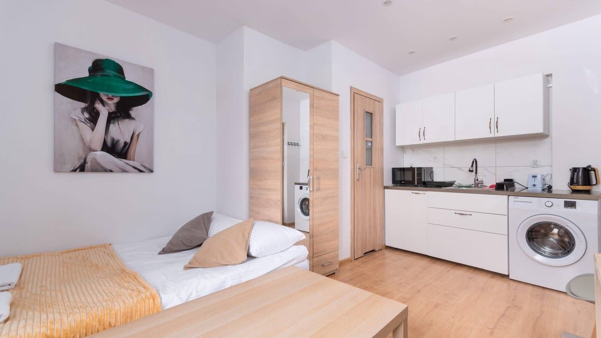 Jelenia Gora Apartment | Rynek Jeleniogórski Cosy Studio