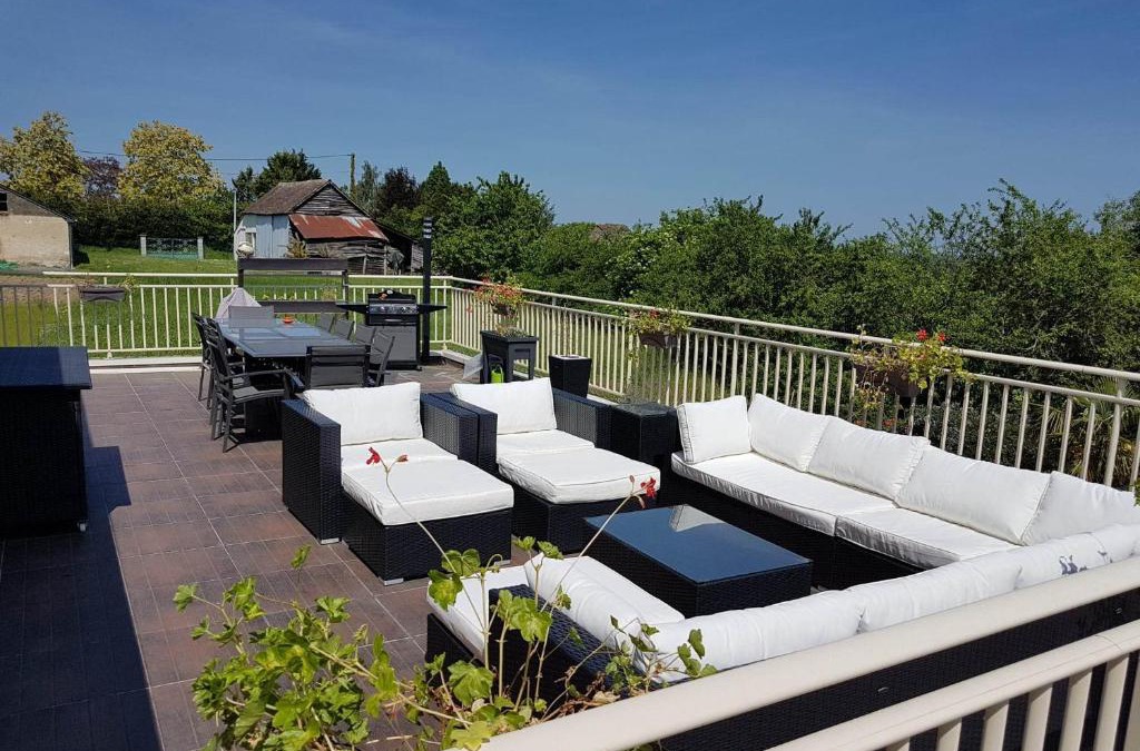 Saint-Jean-du-Bois Bed & Breakfast | Séjour circuit 24h du Mans