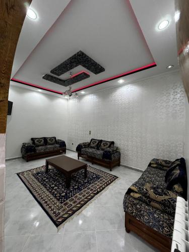 Mostaganem Apartment | Séjour spacieux tout confort avec terrasse à Mostaganem