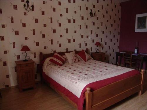 Montigny-les-Vaucouleurs Bed & Breakfast | Séjournez au cœur du pays de Jeanne d'Arc dans une maison avec 4 chambres uniques - FR-1-585-153