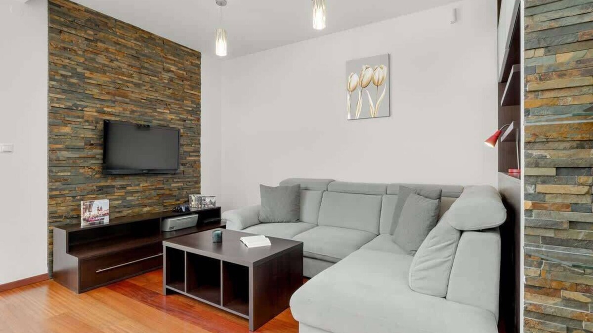 Pradnik Bialy Apartment | Słomczyńskiego 20 | Stylish Apartment | Parking