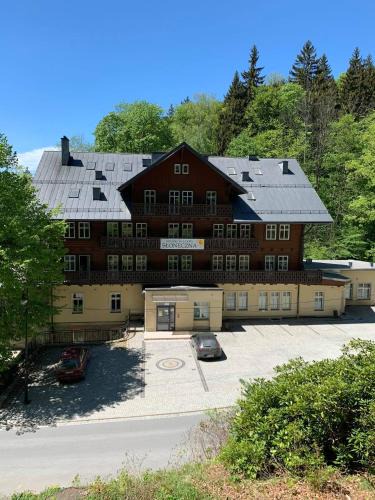Miedzygorze Hotel | Słoneczna