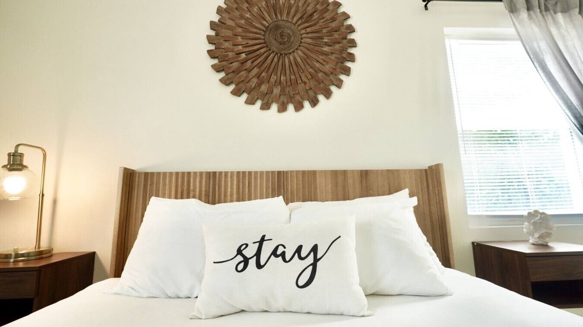 Crescent Beach Villa | SōLE Villa #1 | Elegant Courtyard Retreat By Beach