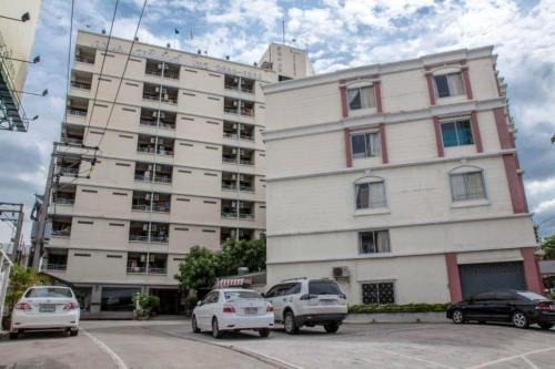 Arun Amarin Hotel | S.K. Residence