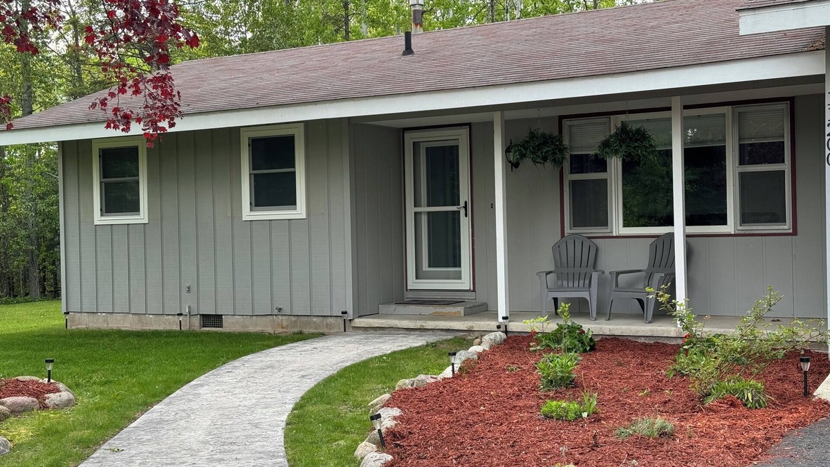 Mackinaw City House | S & K’s Mackinaw House