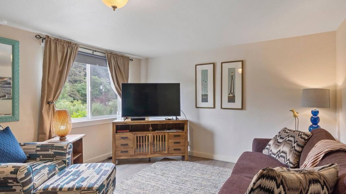 Netarts Apartment | S5 - The Drop @ Surf Inn