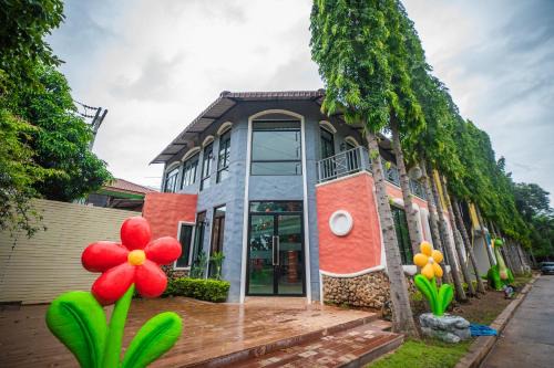 Nong Muang Hotel | Sa-Bai-Buri