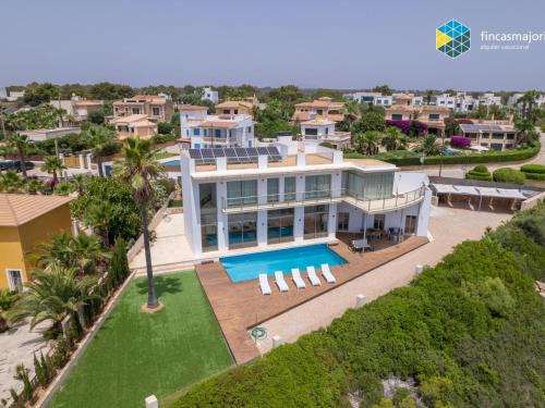 Cala Pi Villa | Sa cova blanca