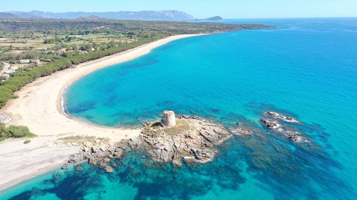 Torre di Bari Villa | Sa Domu De Sa Murta 1B: 200 mtr to Baia Marina! Free Bikes & Kayaks. IUN P2964