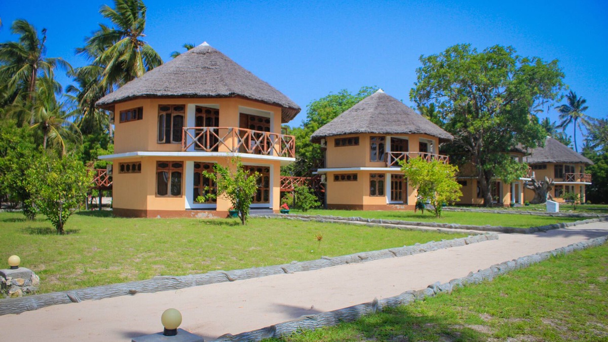 Mkwaja Hotel | SAADANI PARK HOTEL - SAADANI NATIONAL PARK
