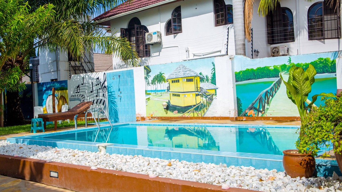 Mikocheni Hostel | Saadani Tourist Center - Hostel