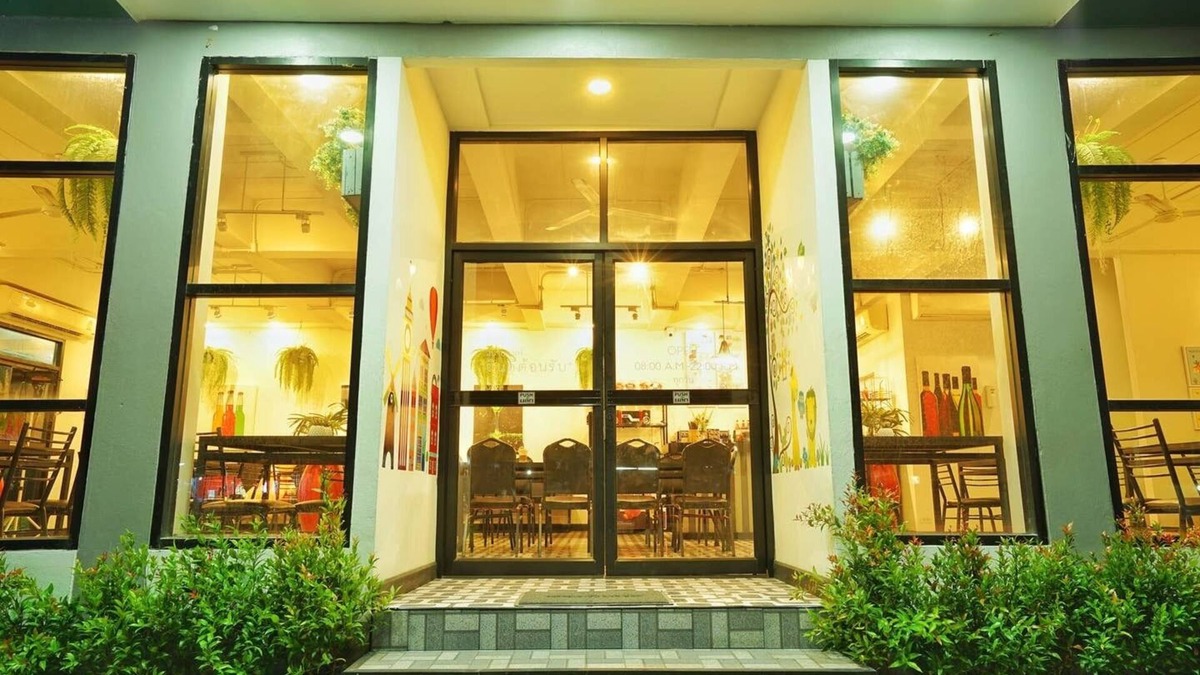 Sanambin Hotel | Sabai Twin Bed +Massage 30 Mins 1 pax + Breakfast