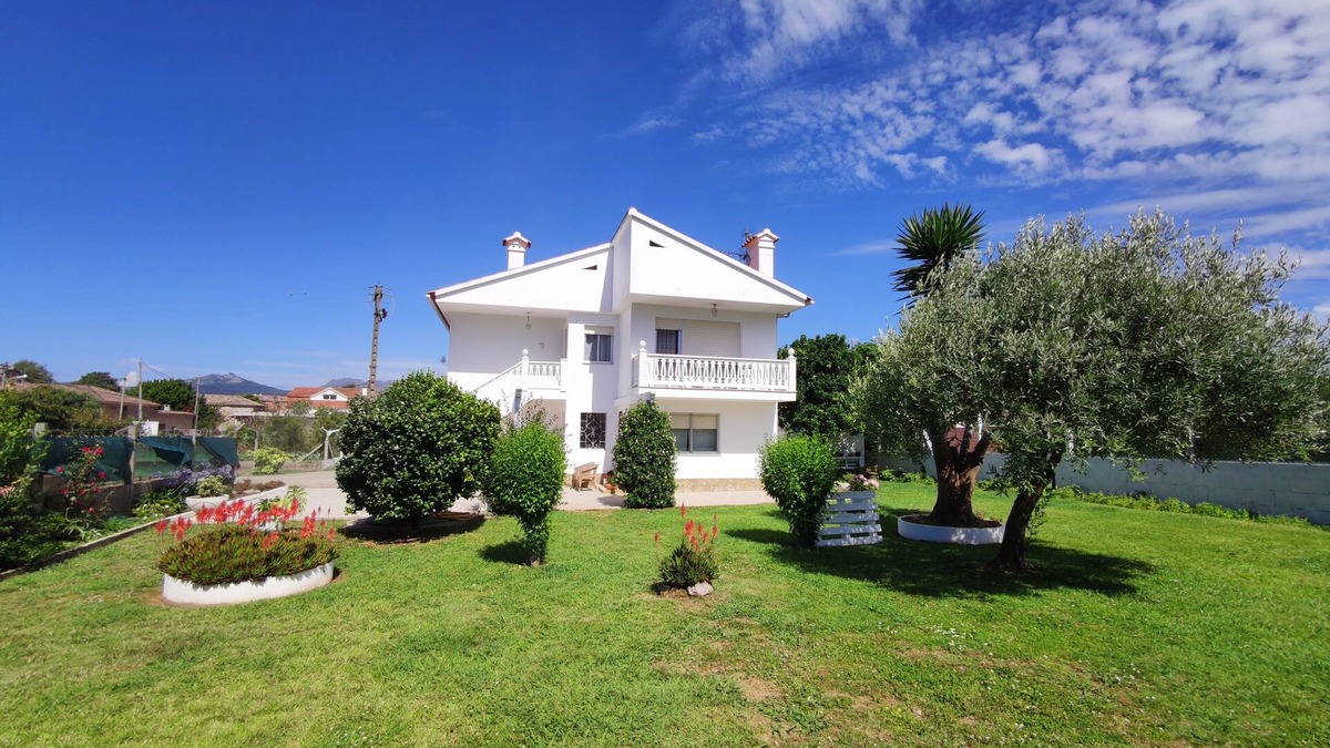 Sabaris Apartment | SABARIS, GARDEN AND PROXIMITY.