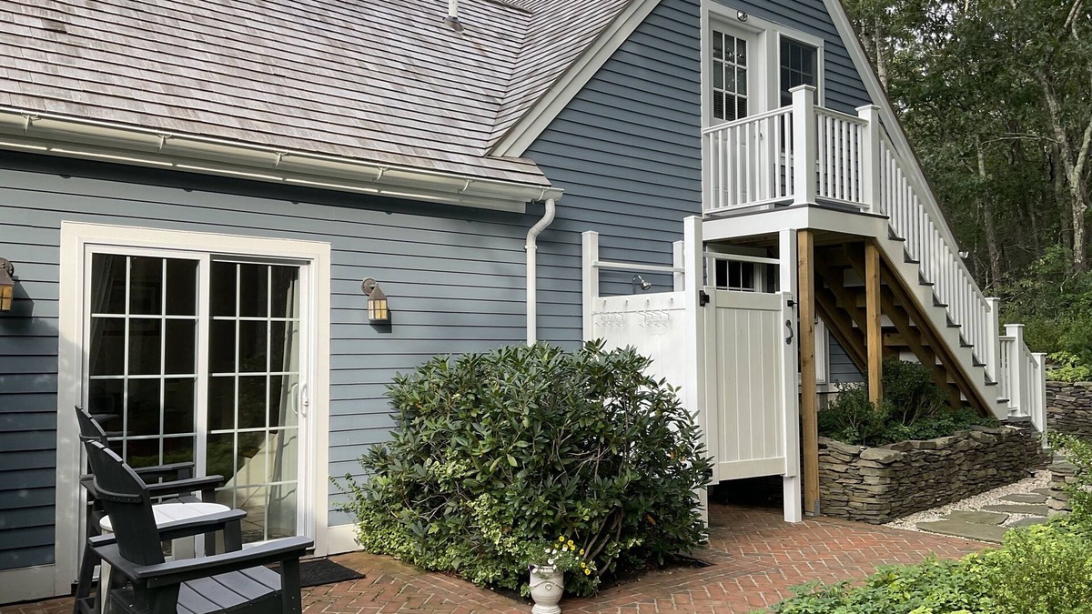 Noyack Cottage | Sabbatical a Private guest cottage in Sag Harbor