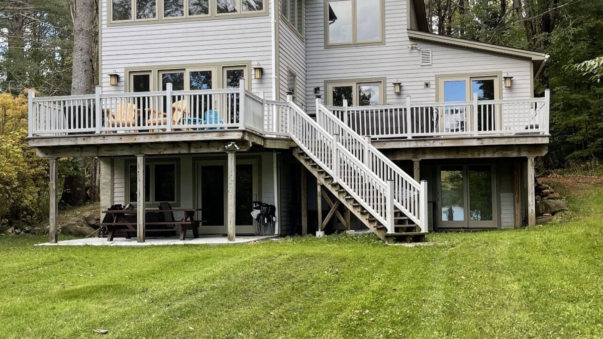 Day House | Sacandaga LakeFront Retreat