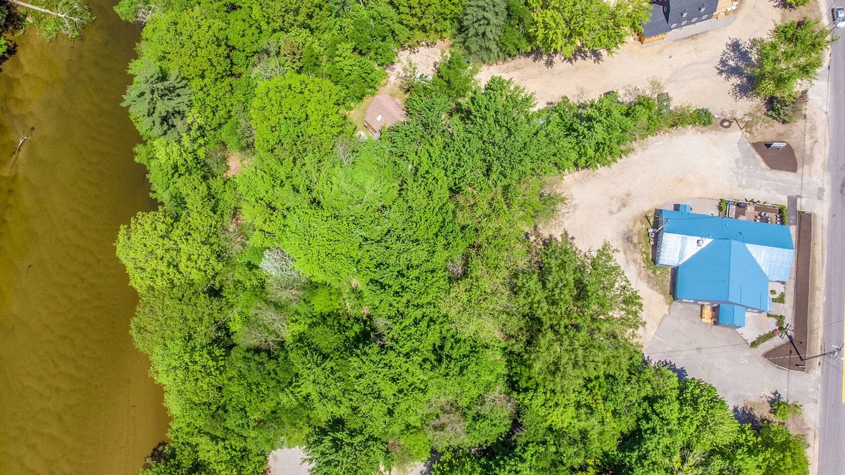 North Conway House | Saco River, Large Bar, Arcade/Game Room, Hot Tub