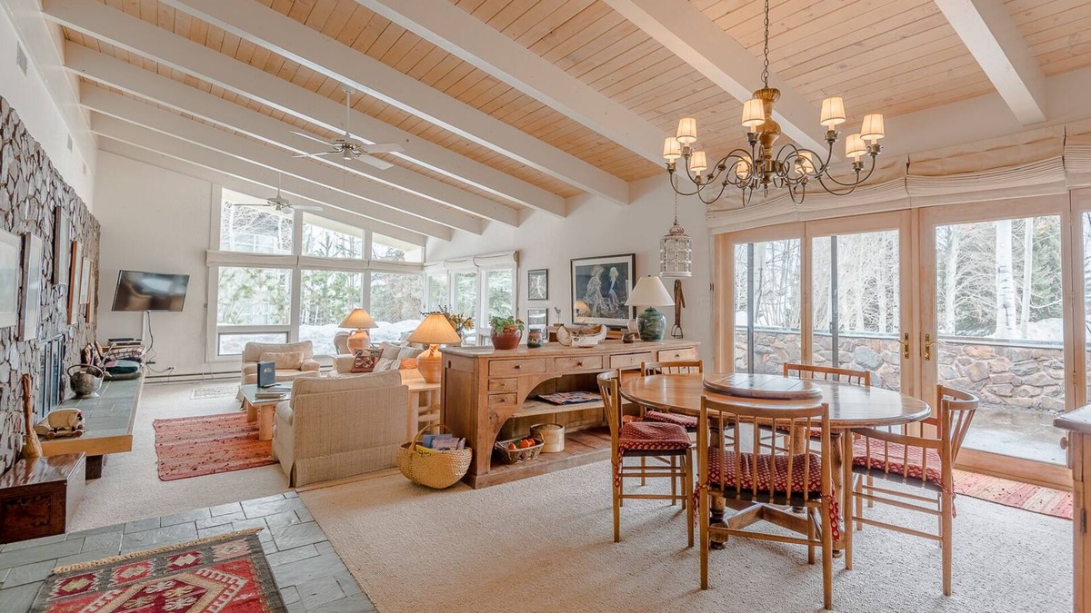 Sun Valley House | Saddle Rd Home 104 -Private Garage, Big Yard, Sun Valley Resort Amenities