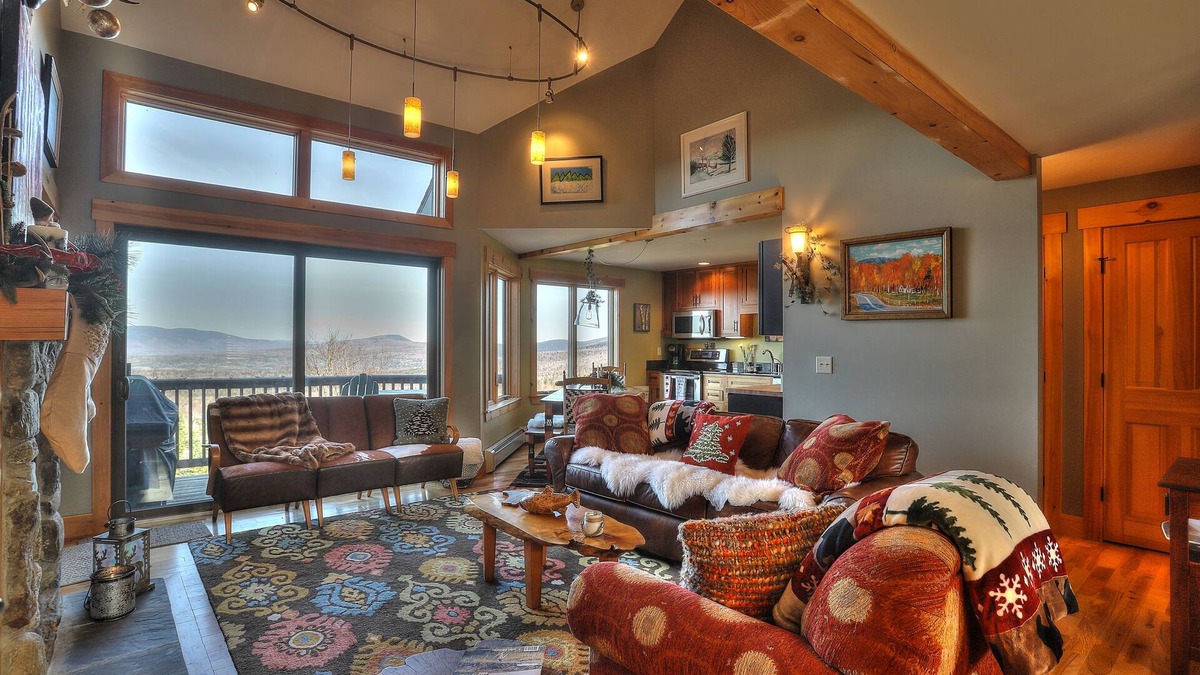 Rangeley Condo | Saddleback - South Branch Penthouse 15-3 - ski in/ski out