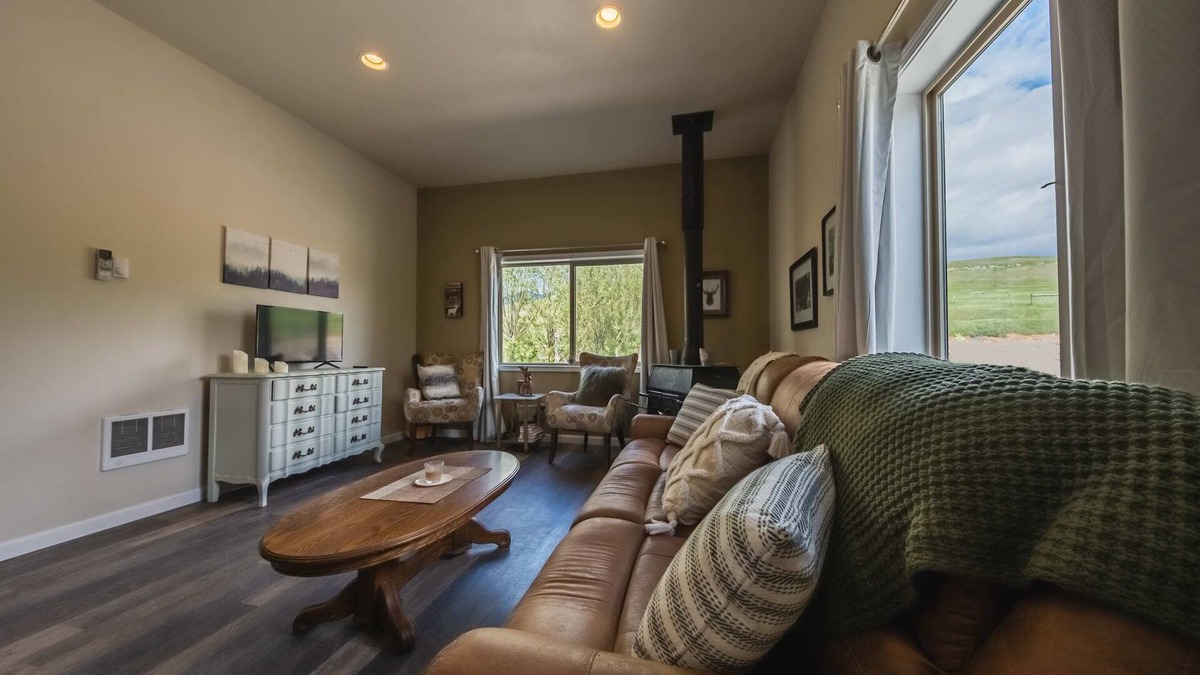Eureka Cabin | Saddlehorn Ridge Cabin - Firepit|Fireplace|Views