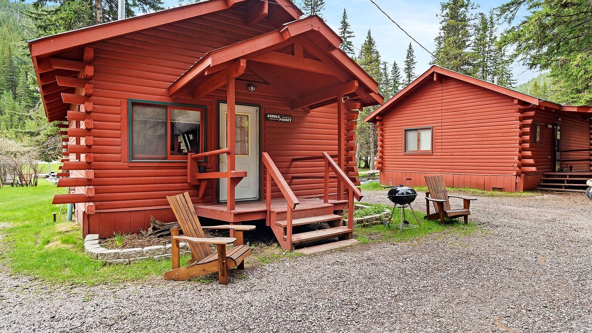 Cheyenne Crossing Cabin | Saddlepocket Cabin On Spearfish Creek