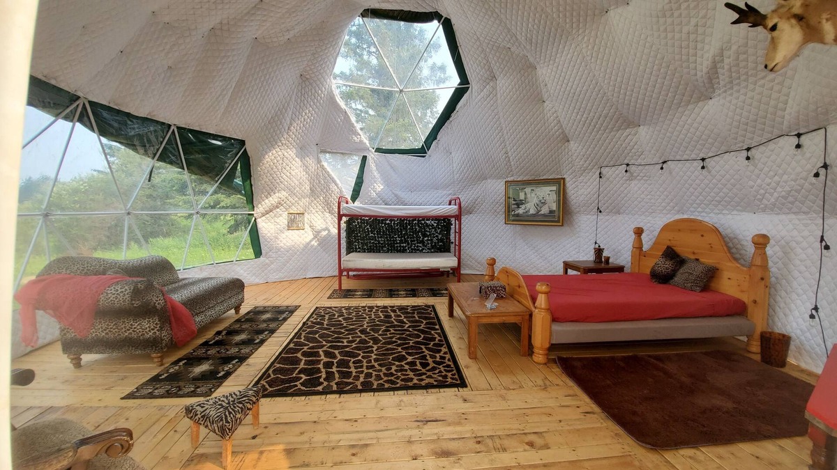 Caroline House | Safari Dome in the beautiful Boundary RV Park